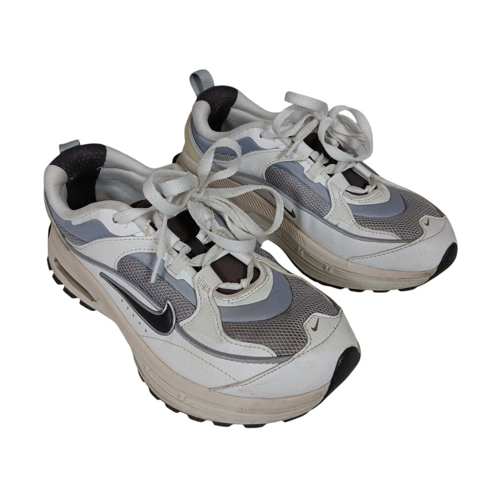 Nike Air Max Bliss Next Nature Sneakers Size 7.5 White and Gray Neutrals